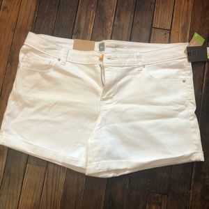 NWT Mossimo White Denim Shorts